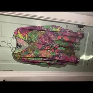Added Dimensions Floral Tropical Print Coverup/ Kaftan with tie waist Size 4X